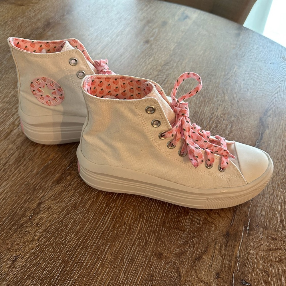 Converse Move Platform Peach High-Top Sneakers